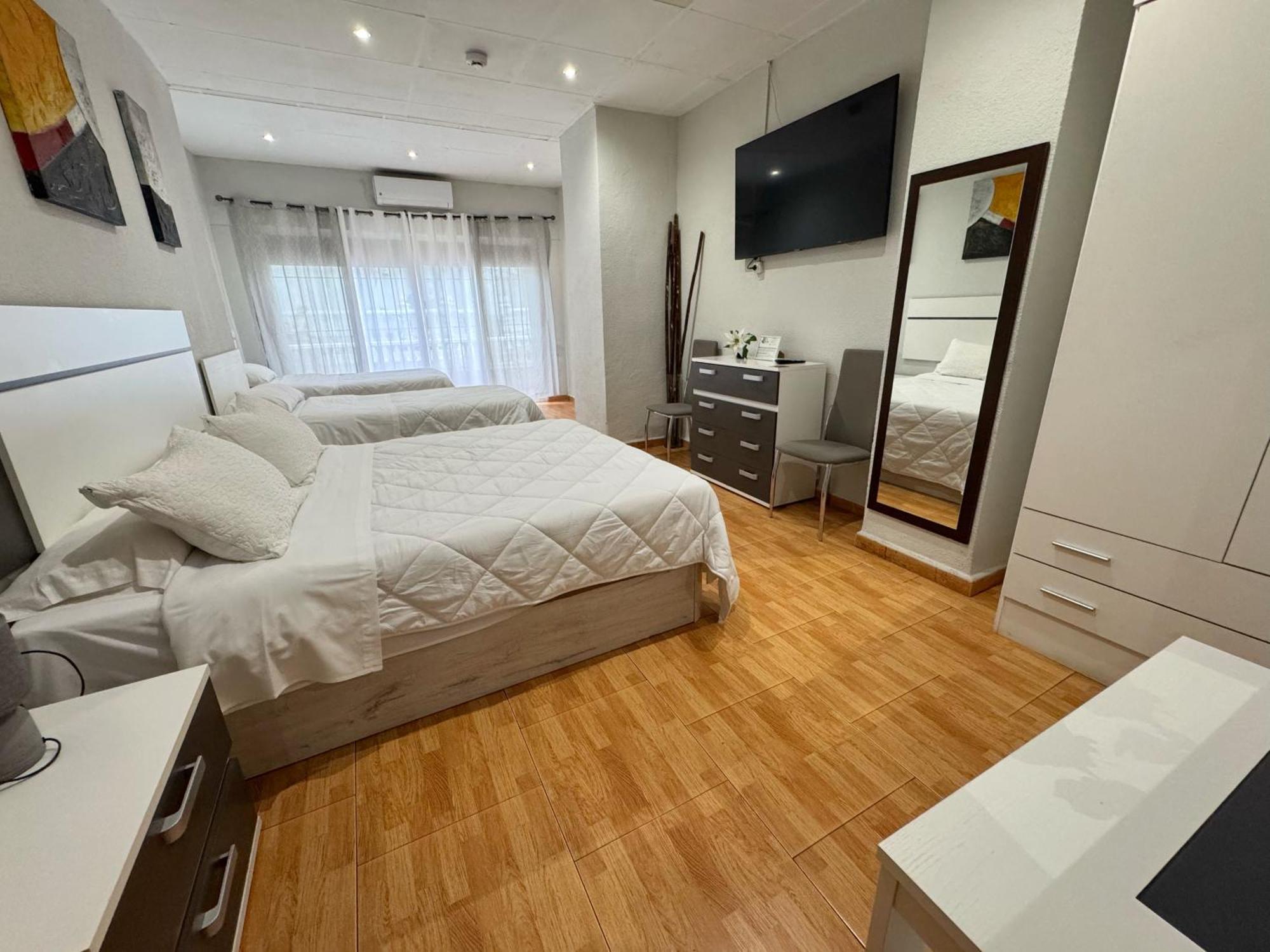 Hostal El Brillante - Alojamientos El Duque Κόρδοβα Δωμάτιο φωτογραφία
