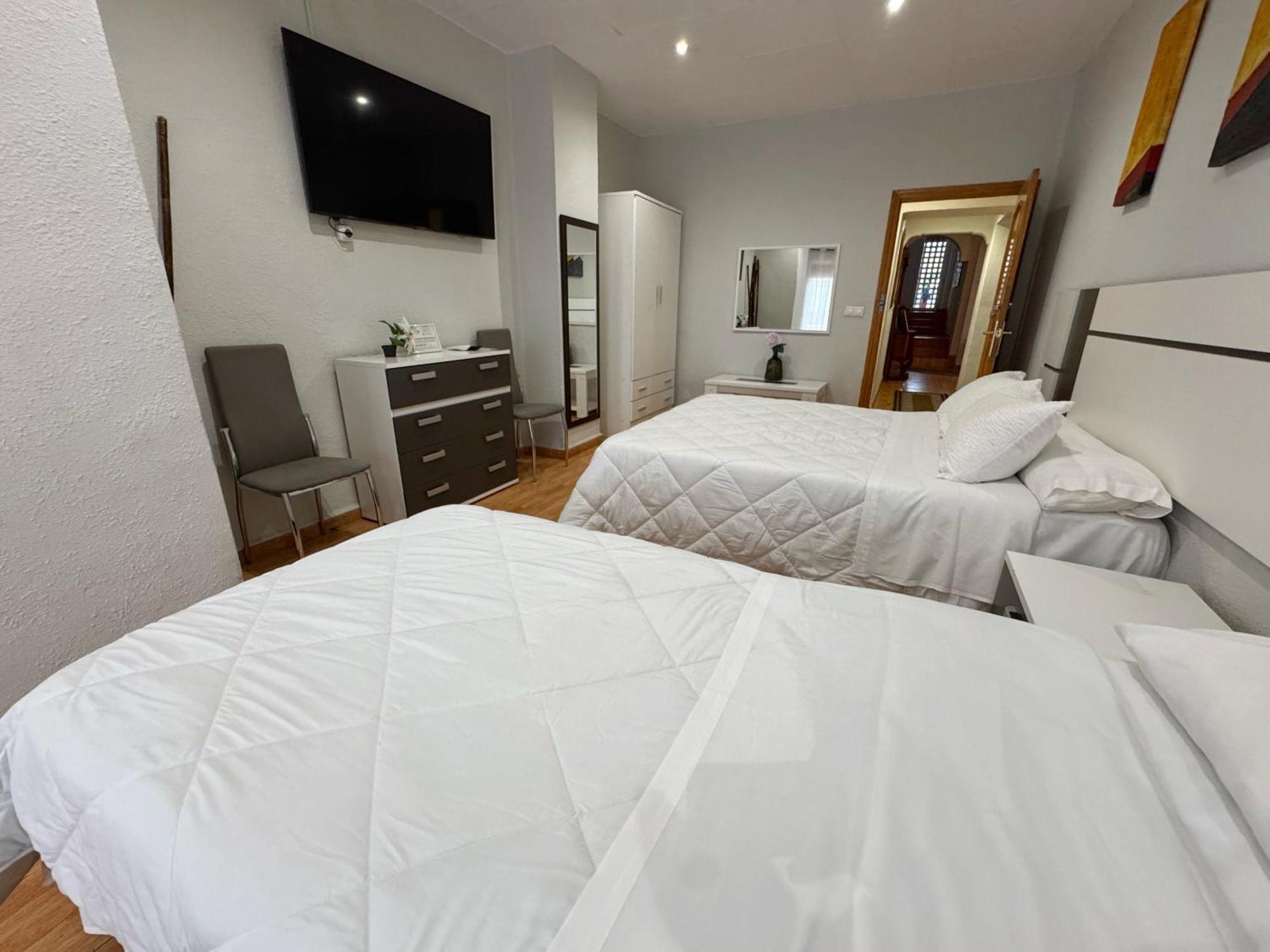 Hostal El Brillante - Alojamientos El Duque Κόρδοβα Δωμάτιο φωτογραφία