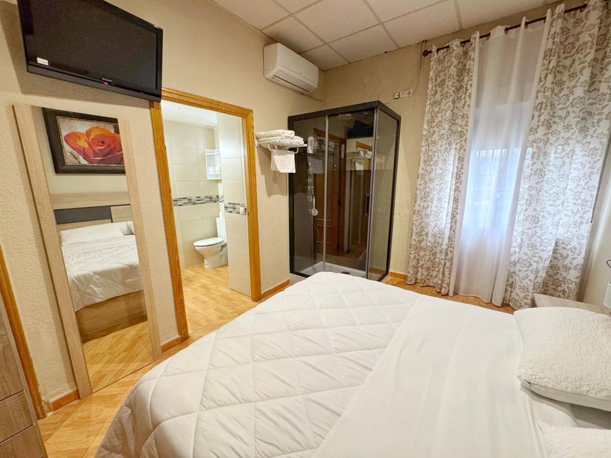 Hostal El Brillante - Alojamientos El Duque Κόρδοβα Δωμάτιο φωτογραφία