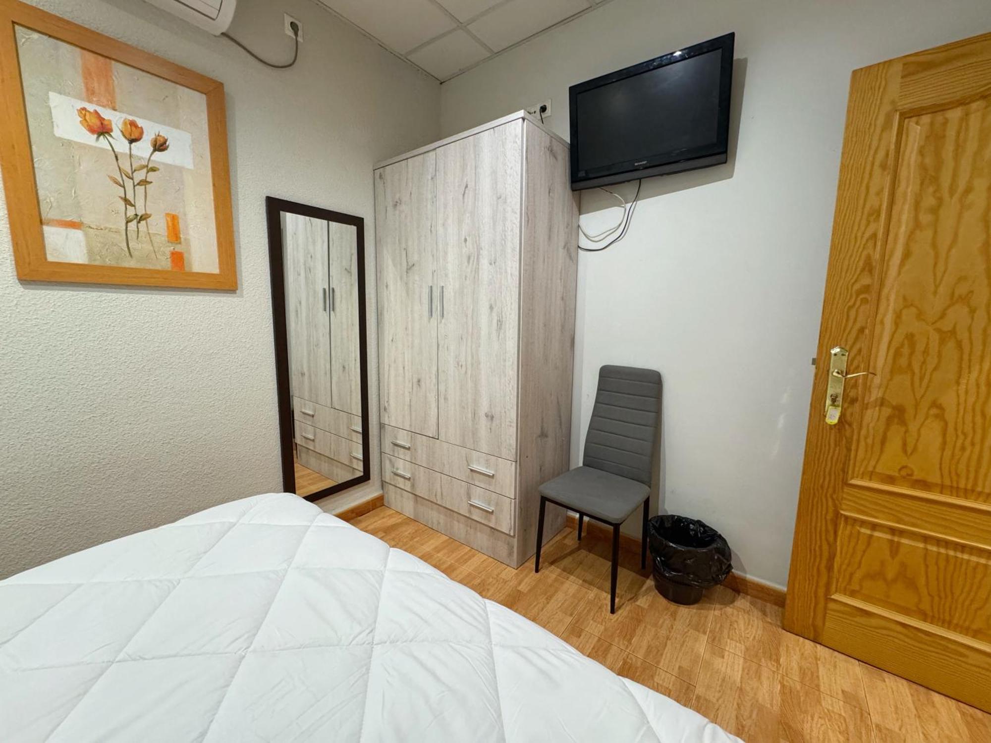 Hostal El Brillante - Alojamientos El Duque Κόρδοβα Δωμάτιο φωτογραφία