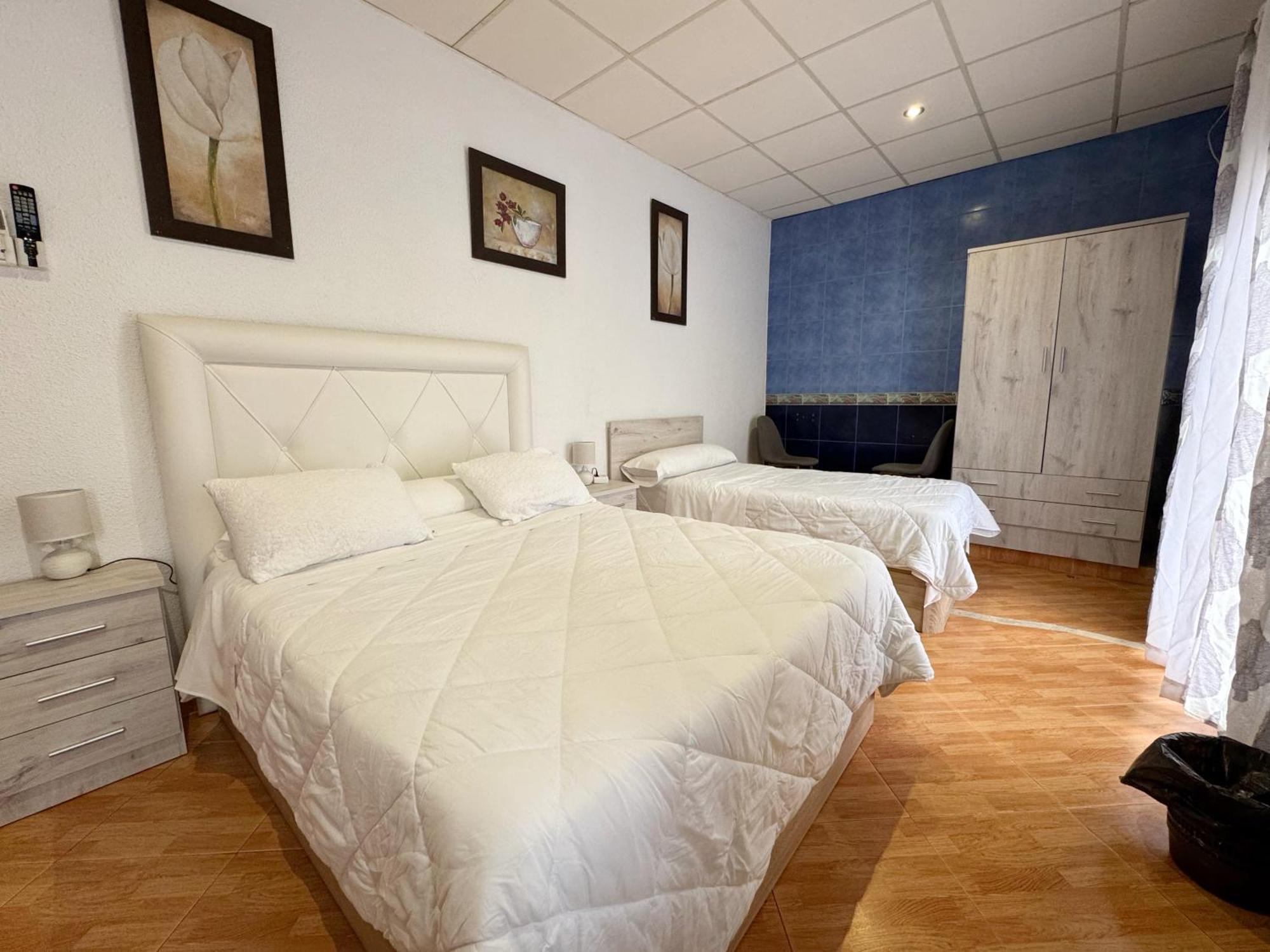 Hostal El Brillante - Alojamientos El Duque Κόρδοβα Δωμάτιο φωτογραφία